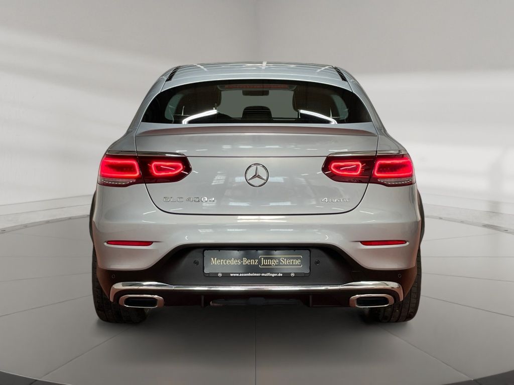 Mercedes-Benz GLC 400 2023 г. Серебристый, пробег 30300 км