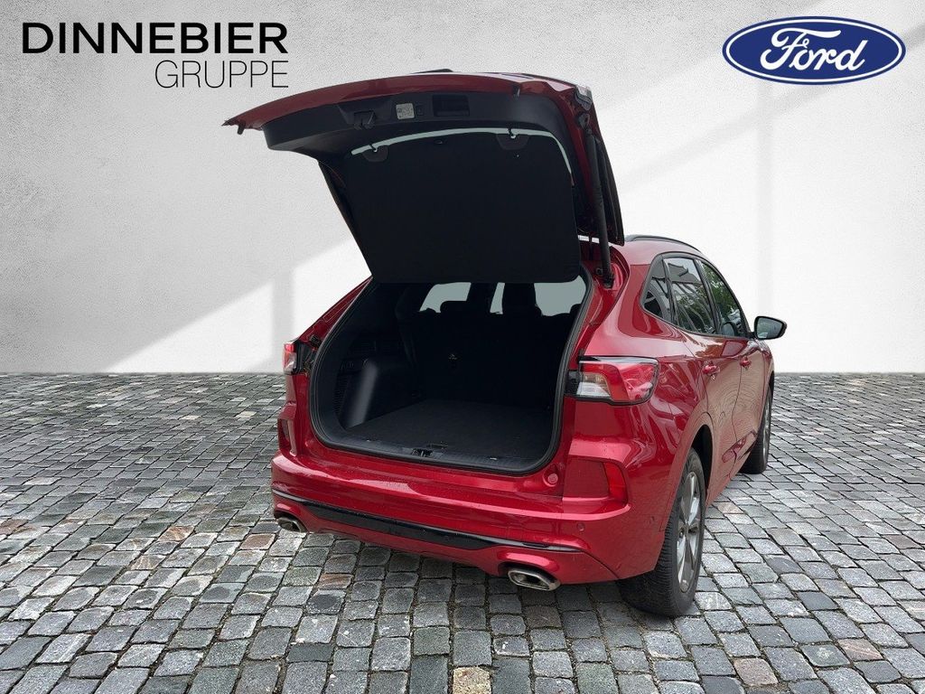 Ford Kuga 2022 г. Красный, пробег 48010 км