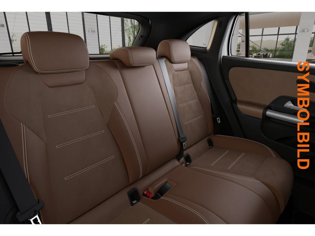 Mercedes-Benz GLA 180 2025 г. Белый, пробег 2090 км