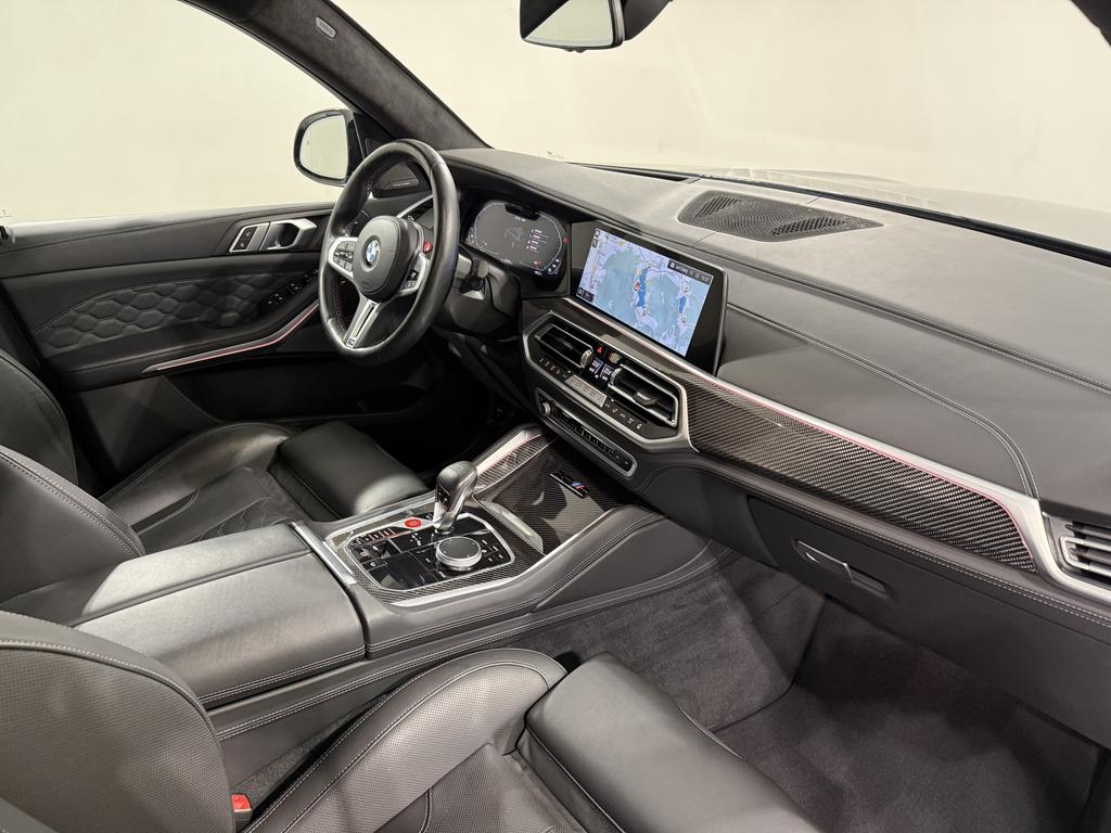 BMW X5 M 2023 г. Чёрный, пробег 12534 км