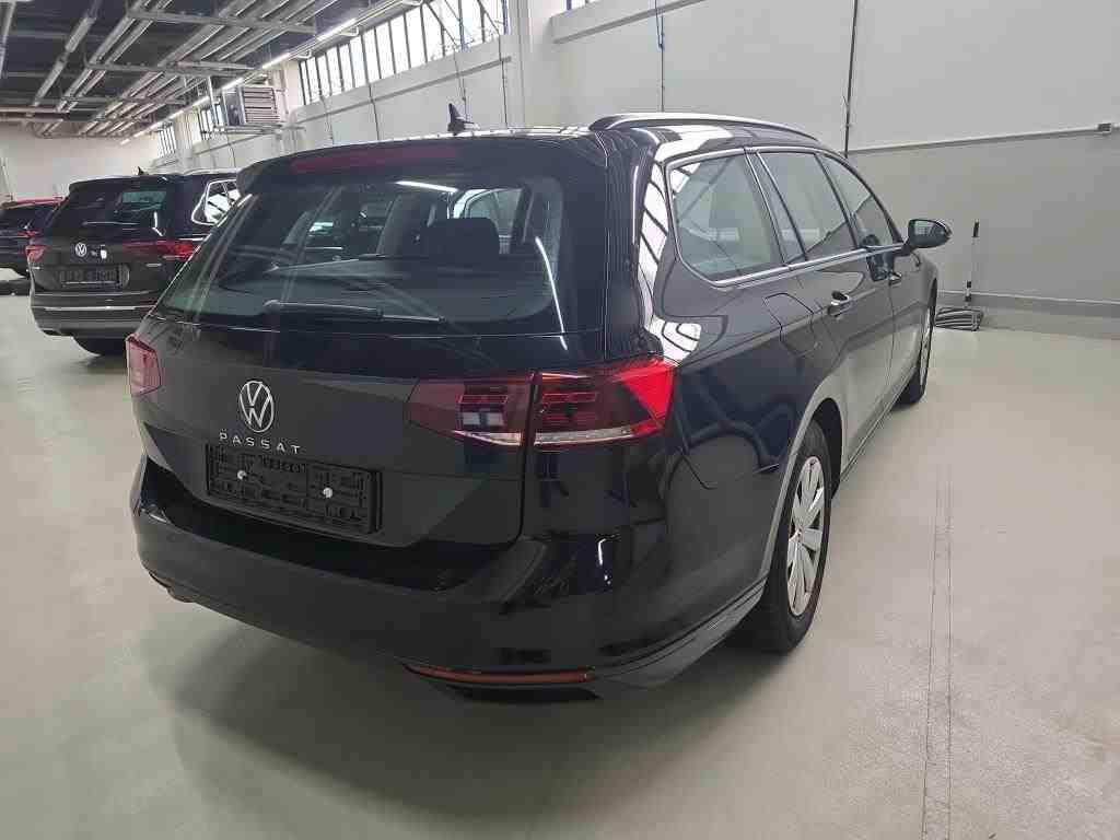 Volkswagen PASSAT VARIANT 2023 г. Чёрный, пробег 51938 км