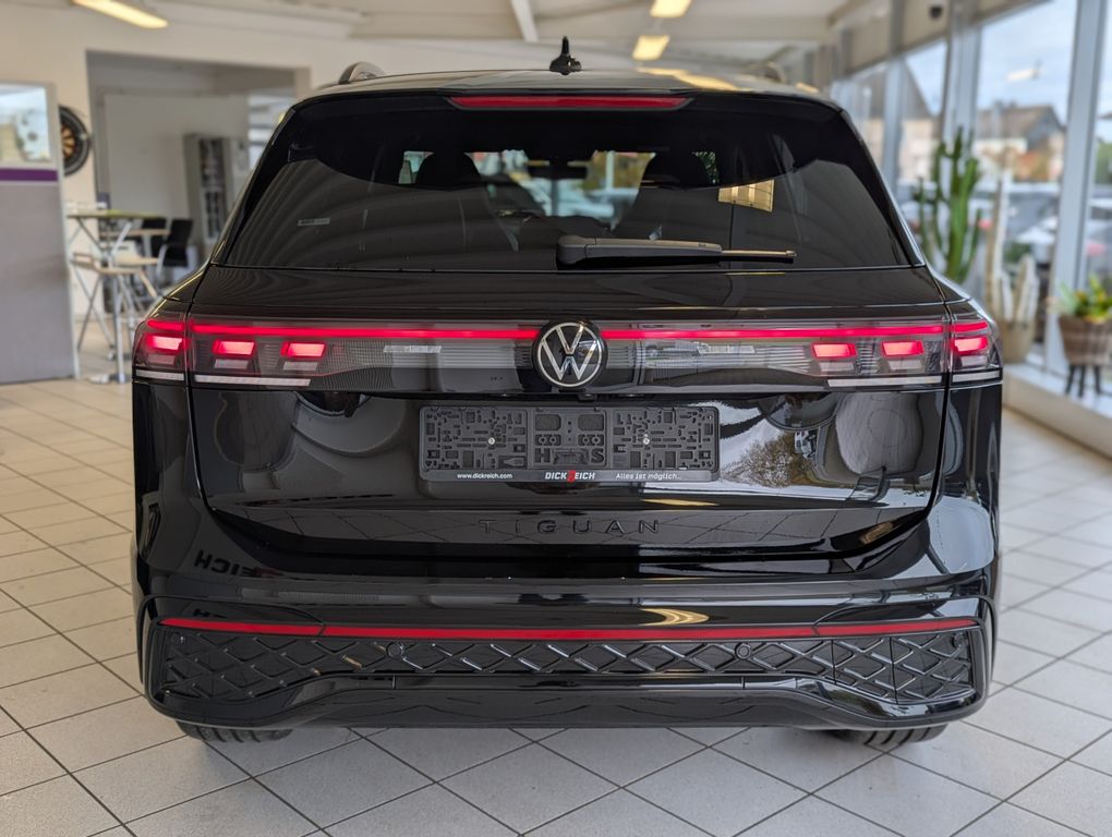 Volkswagen Tiguan 2025 г. Чёрный, пробег 25376 км