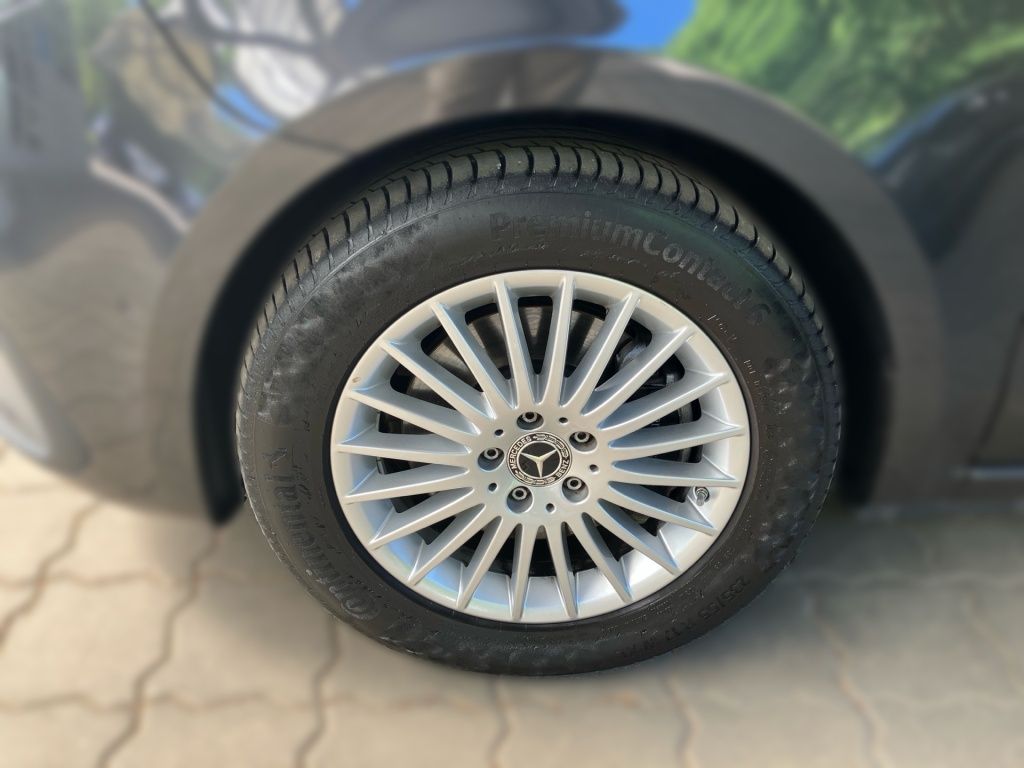 Mercedes-Benz V 300 2025 г. Серый, пробег 27200 км