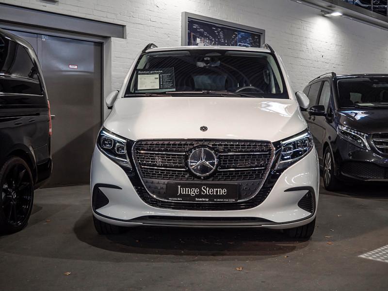 Mercedes-Benz V 250 2025 г. Белый, пробег 28939 км
