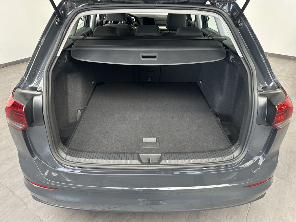 Volkswagen Golf 2021 г. Серый, пробег 52750 км