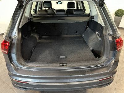 Volkswagen TIGUAN ALLSPACE 2023 г. Серый, пробег 59750 км