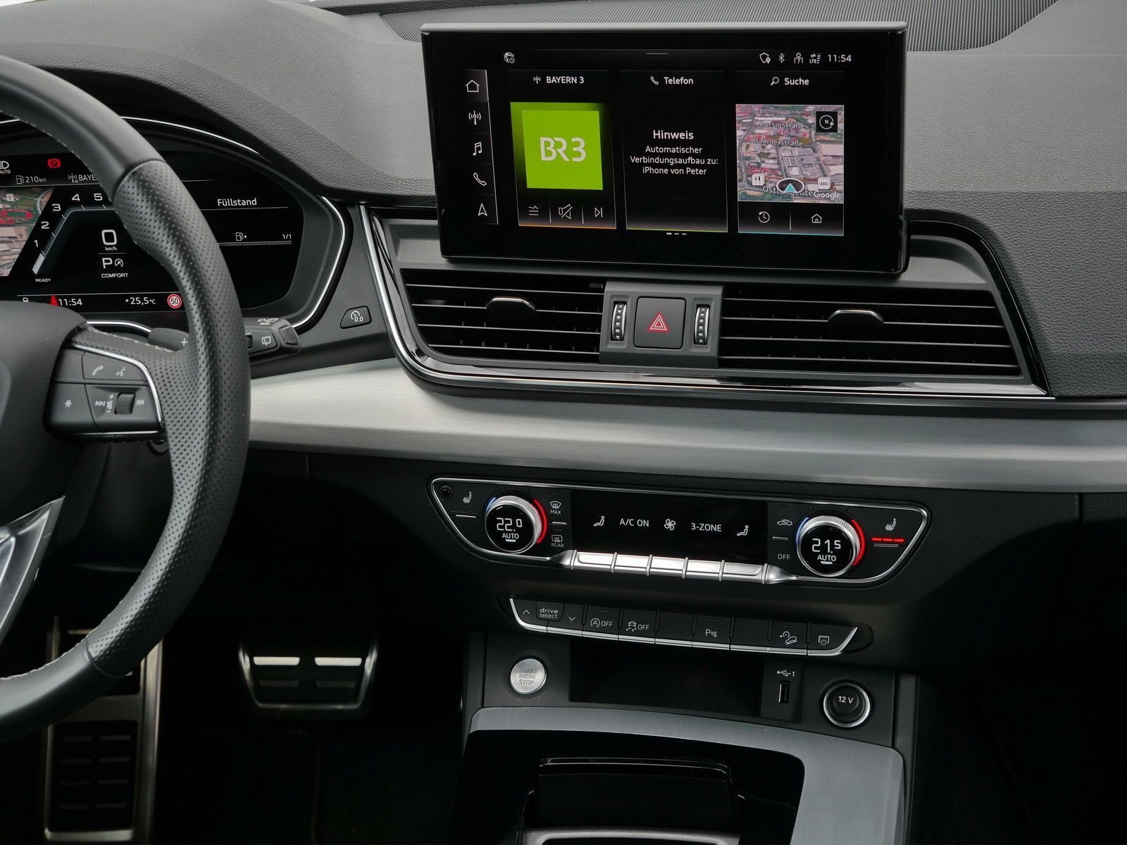 Audi Q5 2023 г. Зелёный, пробег 27700 км