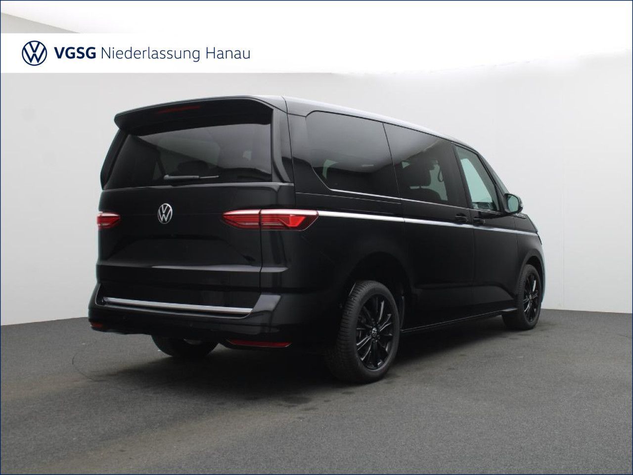 Volkswagen T7 MULTIVAN 2025 г. Чёрный, пробег 14769 км