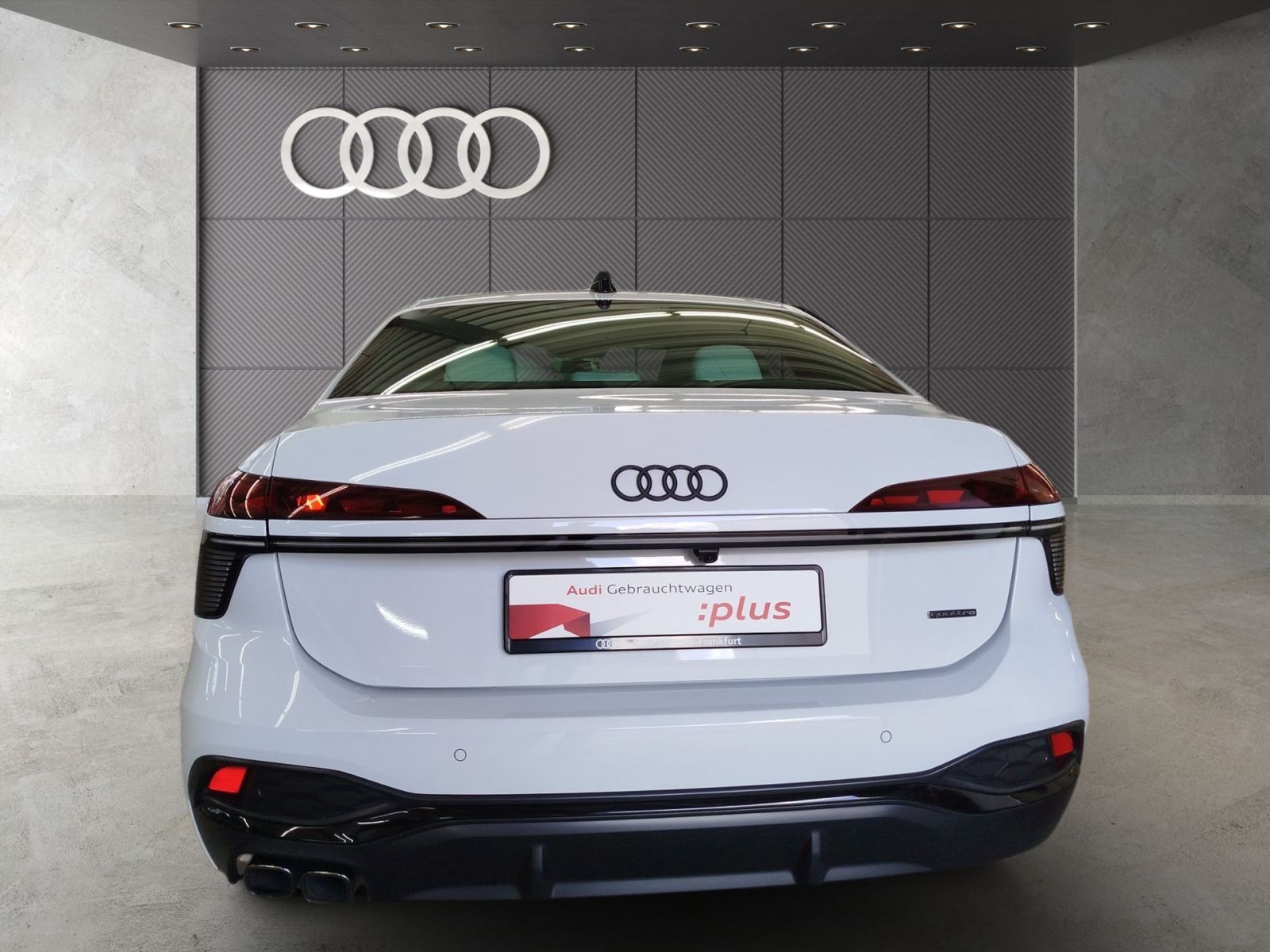 Audi A6 2025 г. Белый, пробег 26960 км