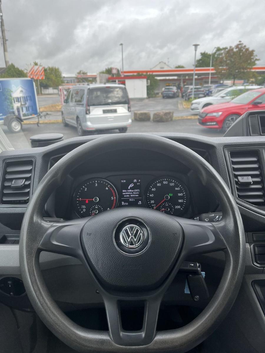 Volkswagen CRAFTER 2021 г. Серебристый, пробег 45833 км