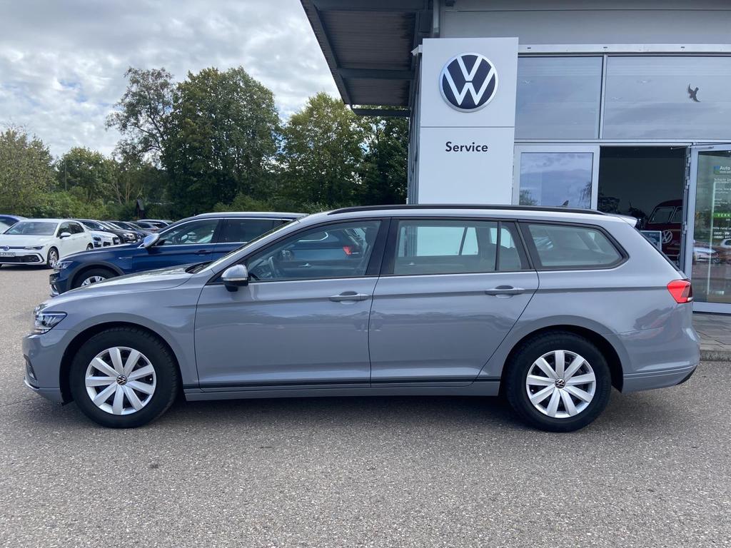 Volkswagen PASSAT VARIANT 2023 г. Серый, пробег 28538 км