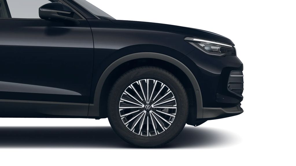 Volkswagen Tiguan 2025 г. Чёрный, пробег 29159 км