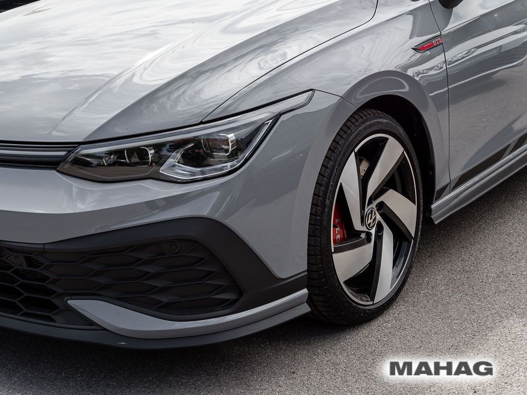 Volkswagen Golf 2023 г. Серый, пробег 47374 км