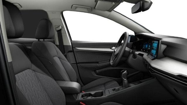 Volkswagen Golf 2024 г. Серый, пробег 20361 км