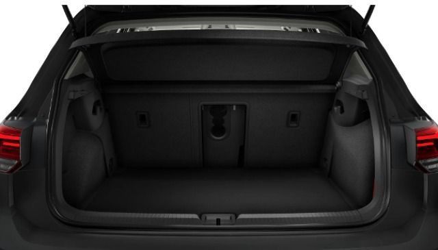 Volkswagen Golf 2024 г. Серый, пробег 20361 км