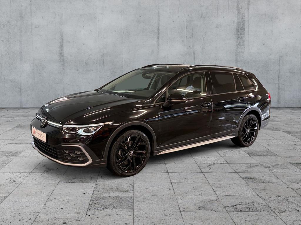 Volkswagen Golf 2024 г. Чёрный, пробег 33799 км