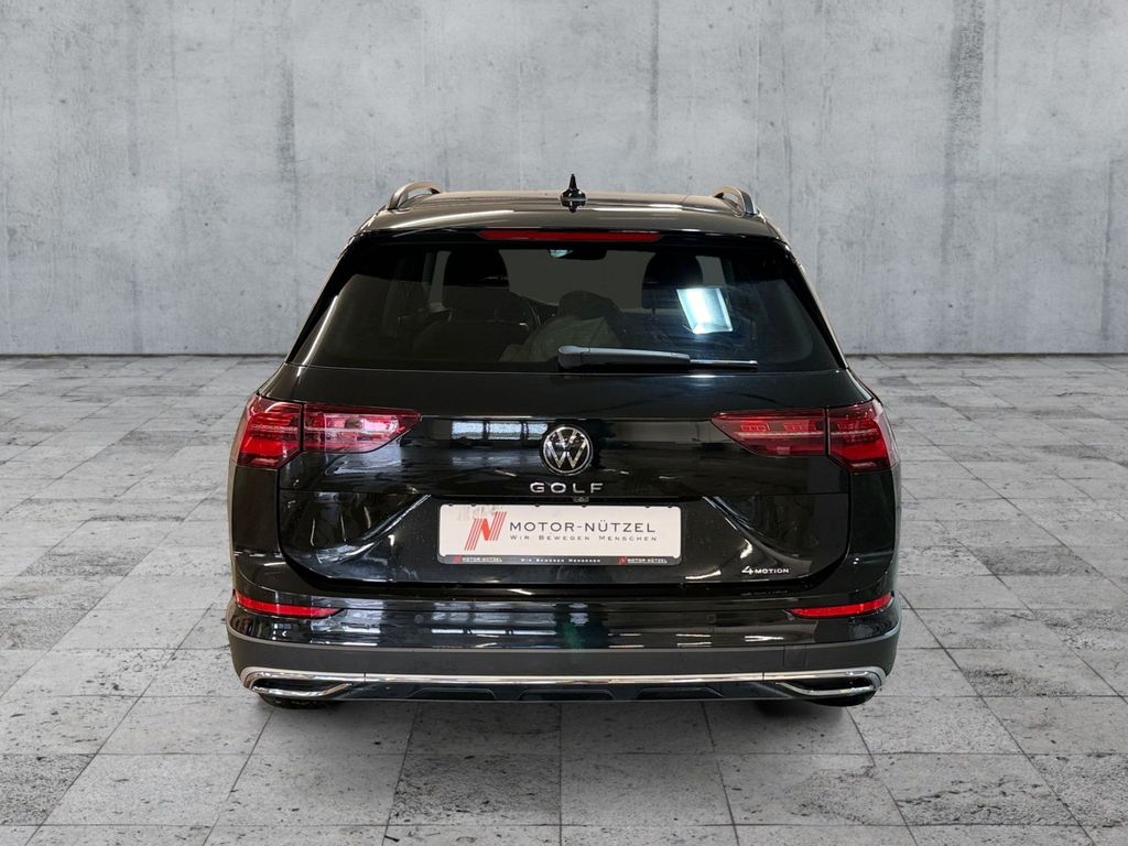 Volkswagen Golf 2024 г. Чёрный, пробег 33799 км