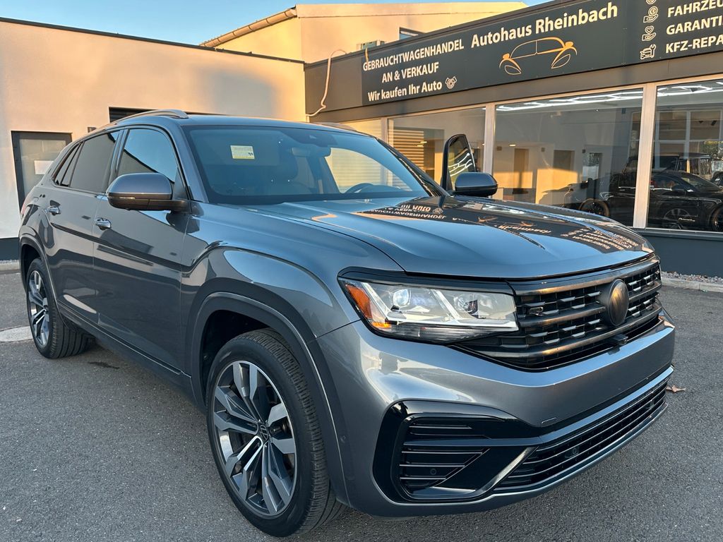 Volkswagen Touareg 2021 г. Серый, пробег 49000 км