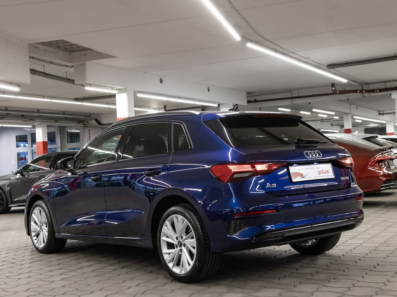 Audi A3 2022 г. Синий, пробег 44112 км