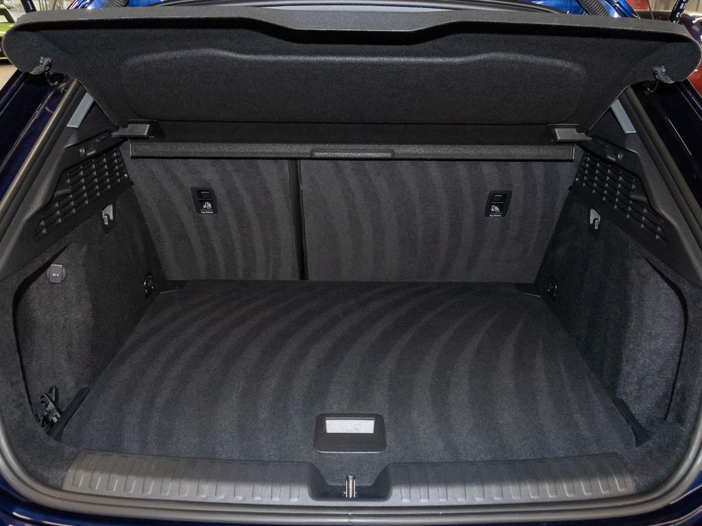 Audi A3 2022 г. Синий, пробег 44112 км