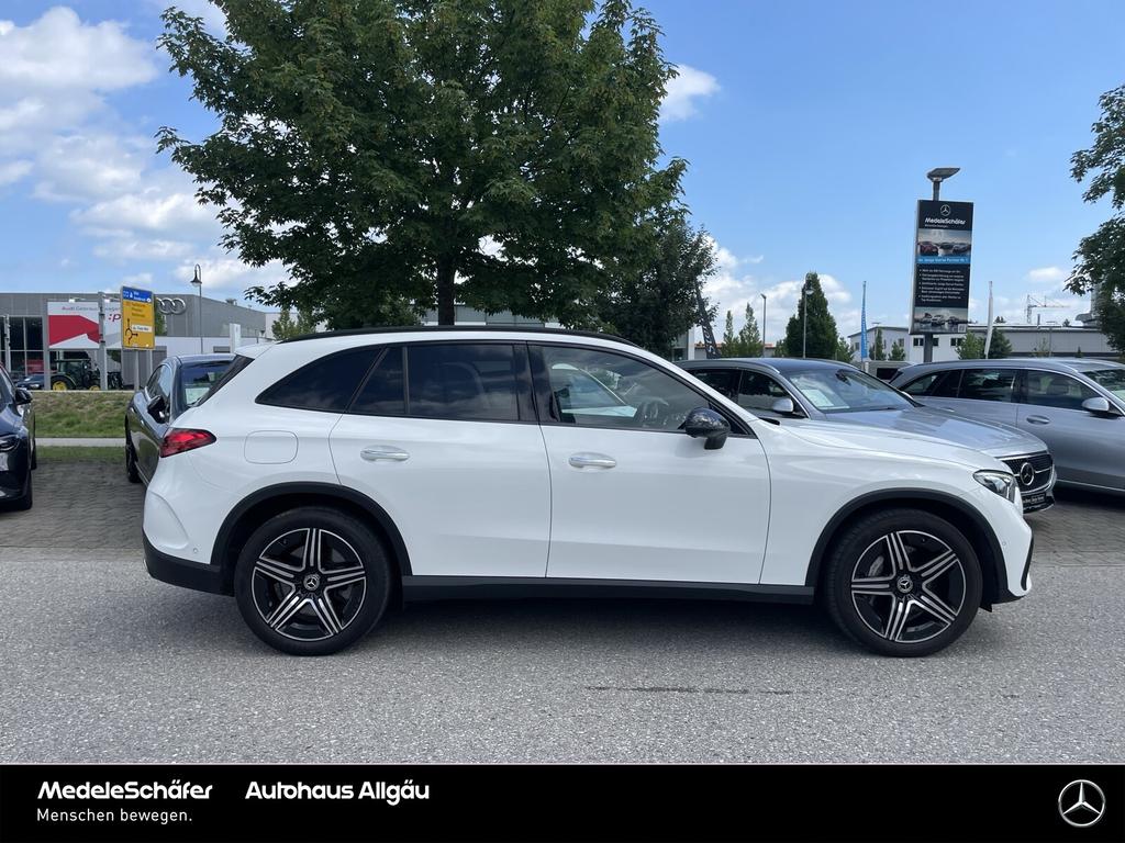 Mercedes-Benz GLC 450 2024 г. Белый, пробег 31250 км