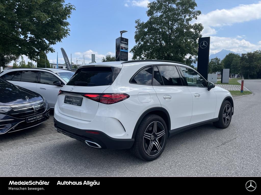 Mercedes-Benz GLC 450 2024 г. Белый, пробег 31250 км