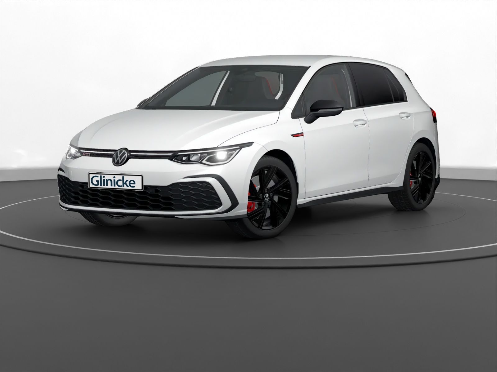 Volkswagen Golf 2022 г. Белый, пробег 51870 км