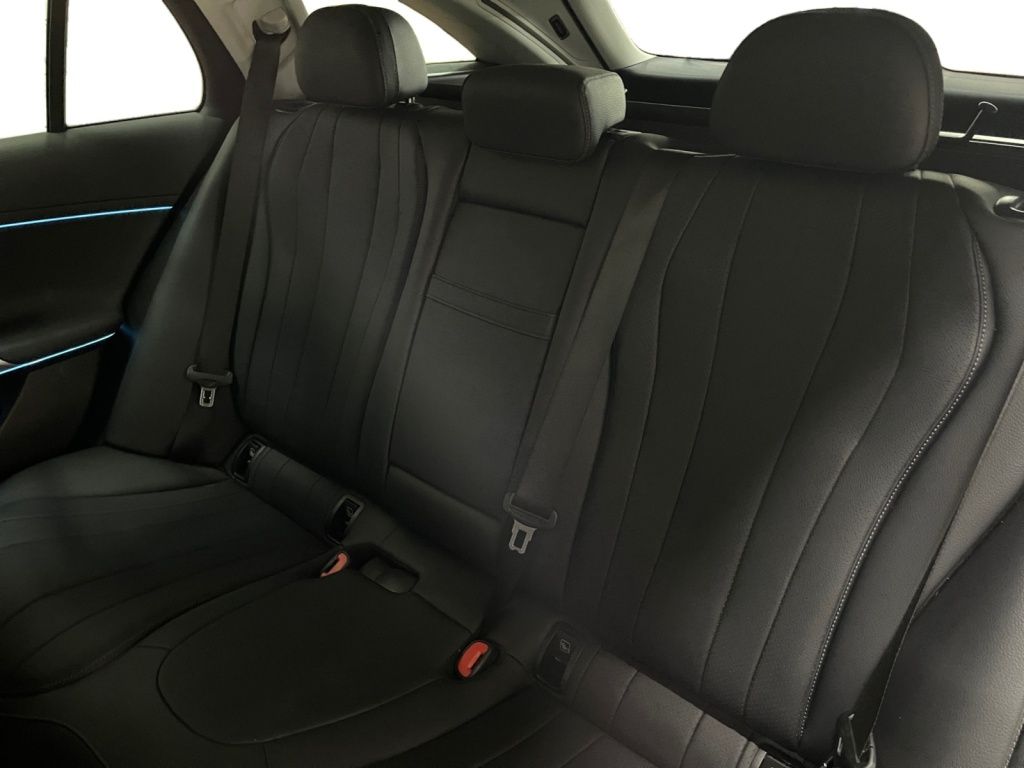 Mercedes-Benz E 200 2025 г. Чёрный, пробег 23058 км