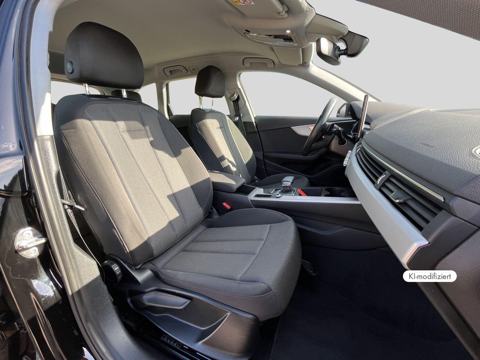 Audi A4 2023 г. Чёрный, пробег 48900 км