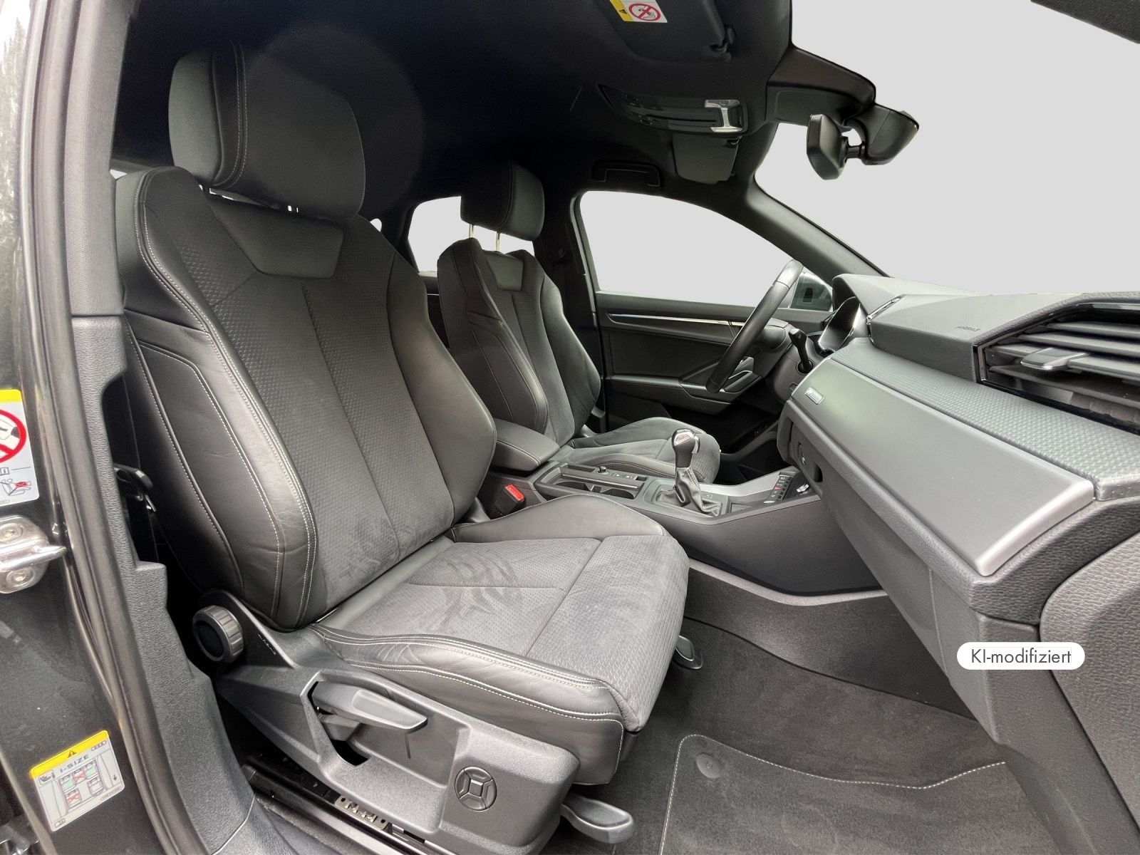 Audi Q3 2023 г. Серый, пробег 55900 км