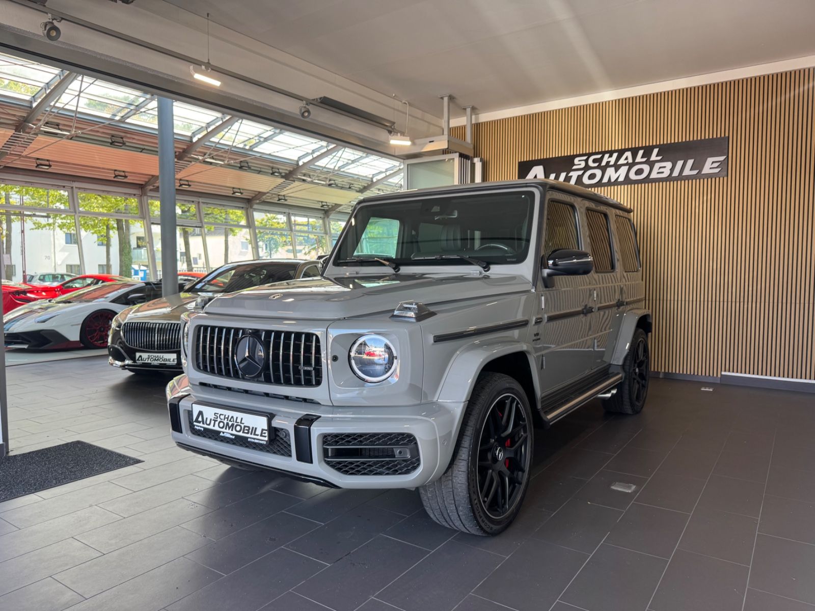 Mercedes-Benz G 63 AMG 2022 г. Серый, пробег 39890 км