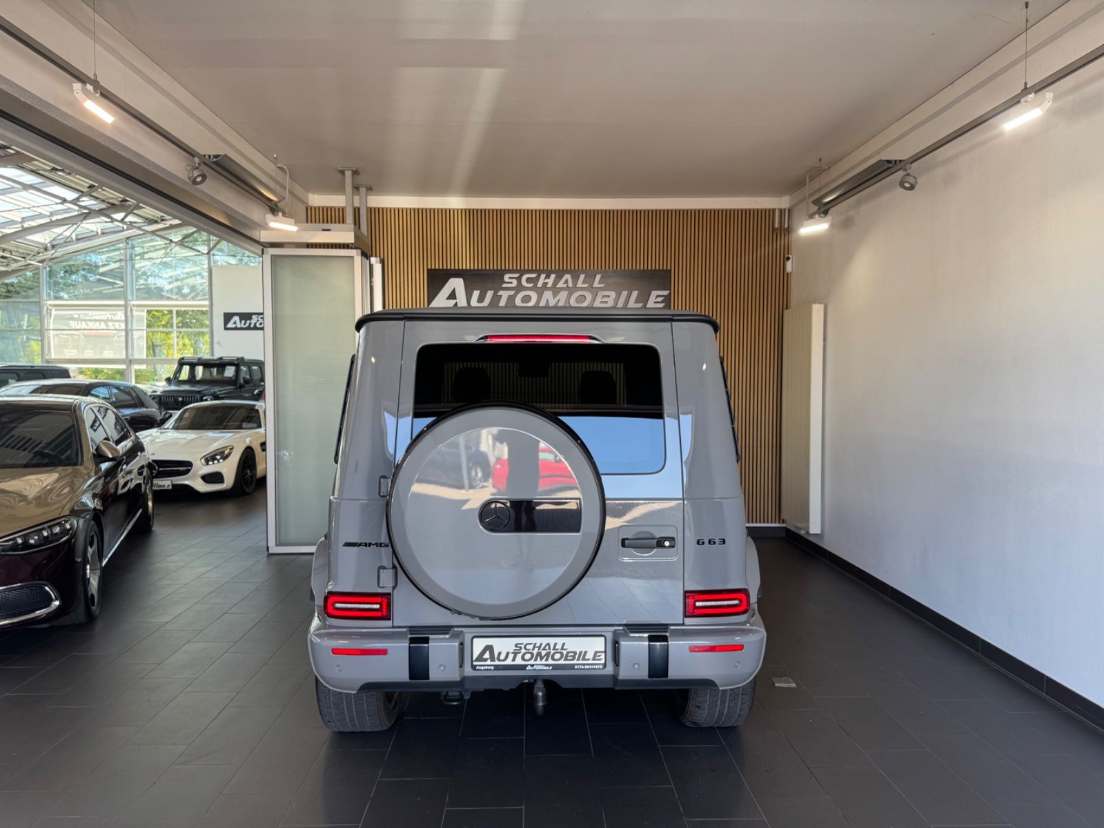 Mercedes-Benz G 63 AMG 2022 г. Серый, пробег 39890 км
