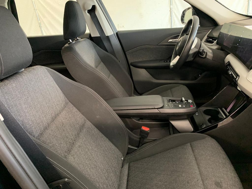 BMW X1 2024 г. Чёрный, пробег 49321 км