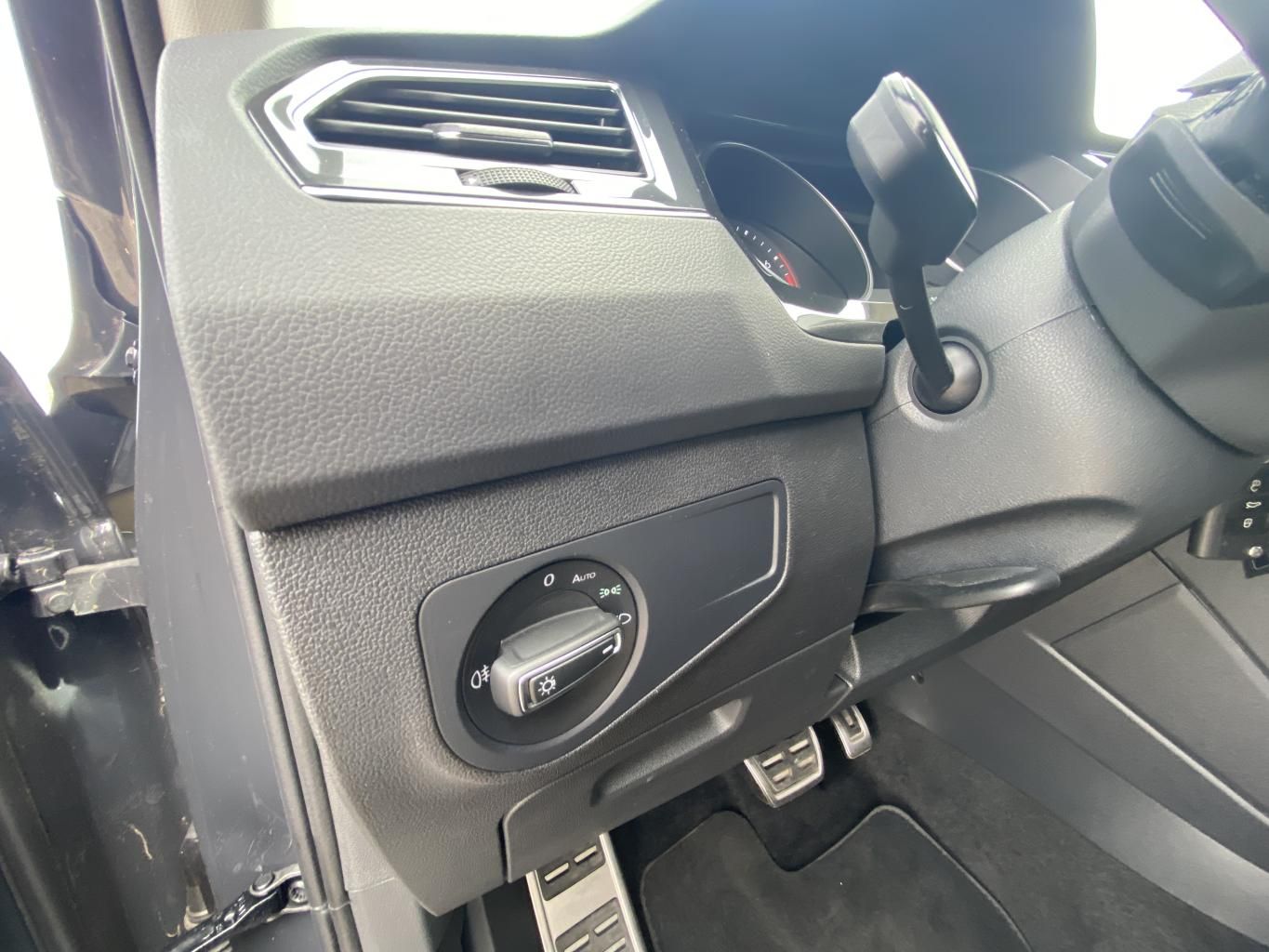 Volkswagen Tiguan 2022 г. Серый, пробег 27539 км