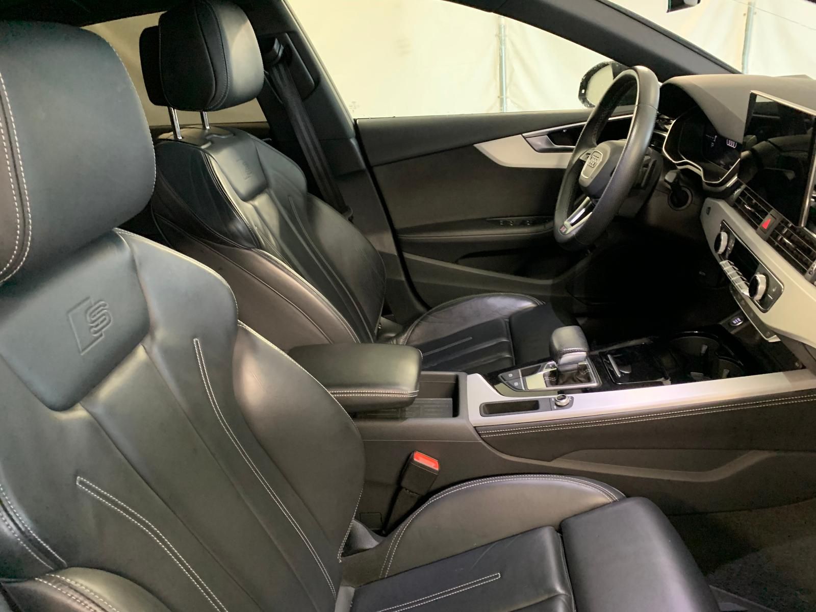 Audi A5 2023 г. Чёрный, пробег 38495 км