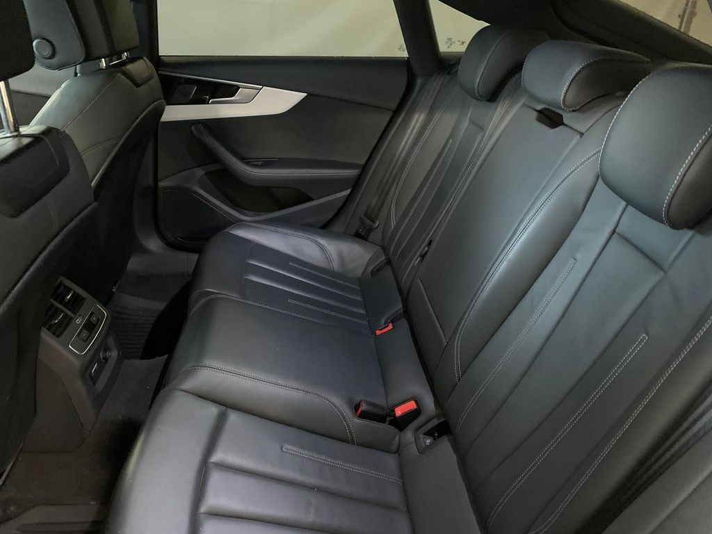 Audi A5 2023 г. Чёрный, пробег 38495 км