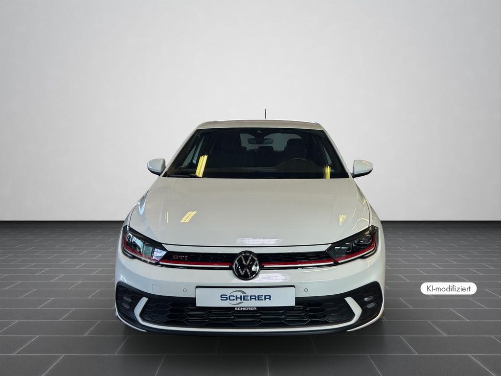 Volkswagen Polo 2023 г. Белый, пробег 30946 км