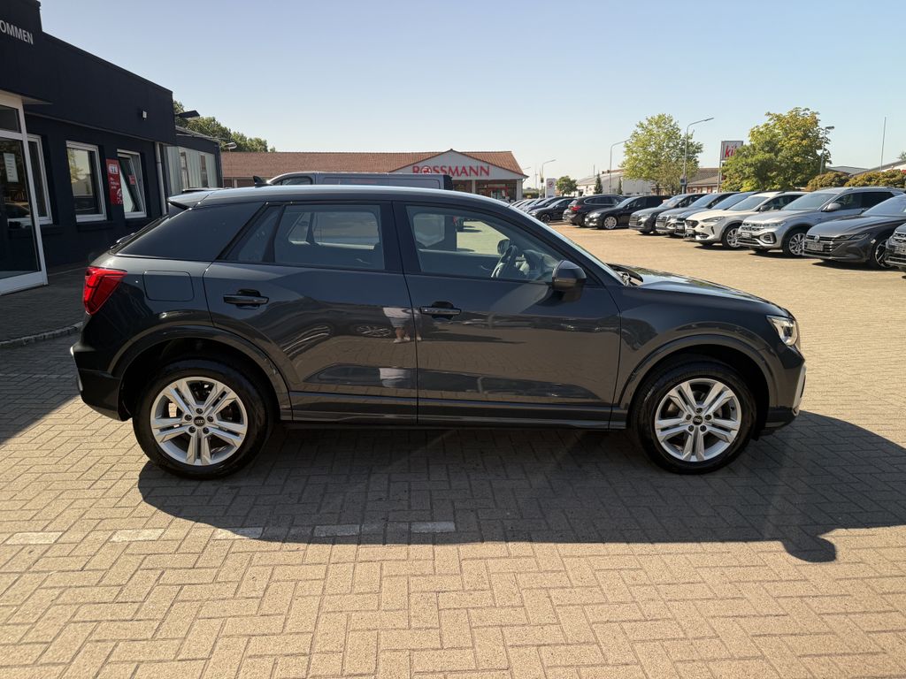 Audi Q2 2023 г. Серый, пробег 31835 км