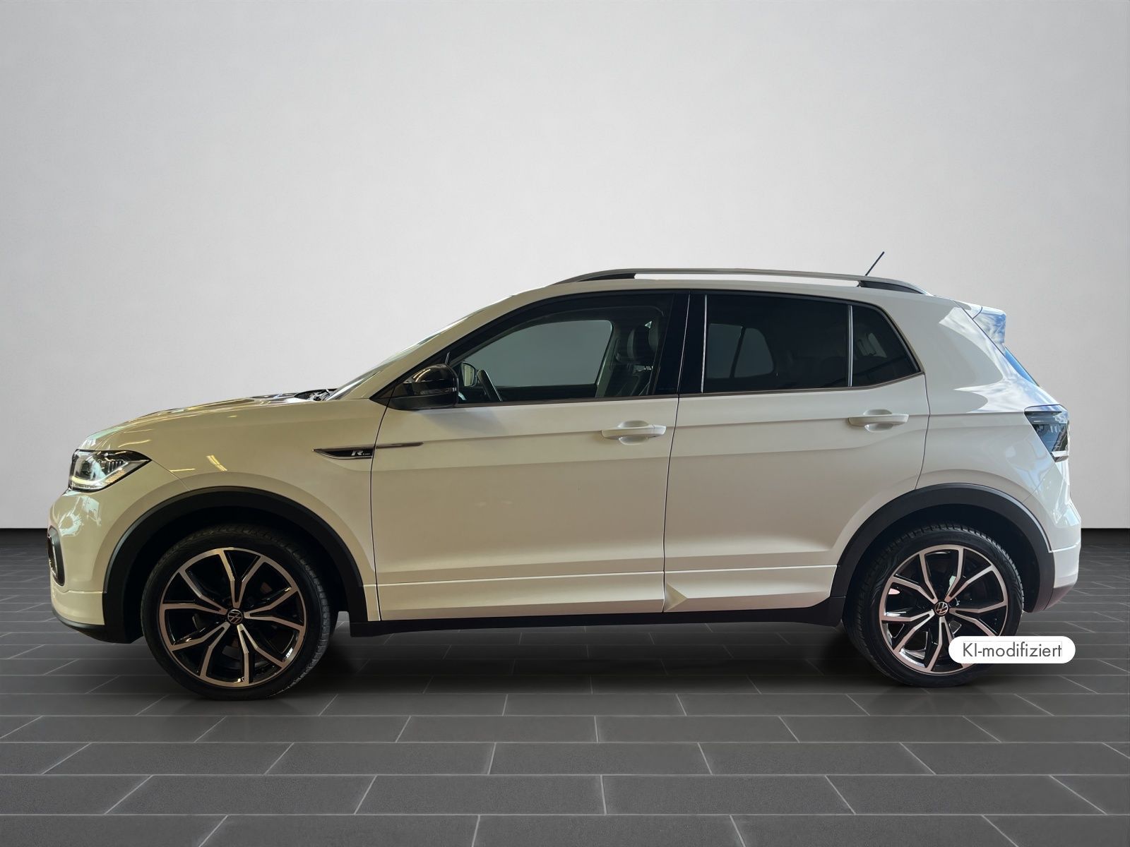 Volkswagen T-Cross 2021 г. Белый, пробег 39840 км