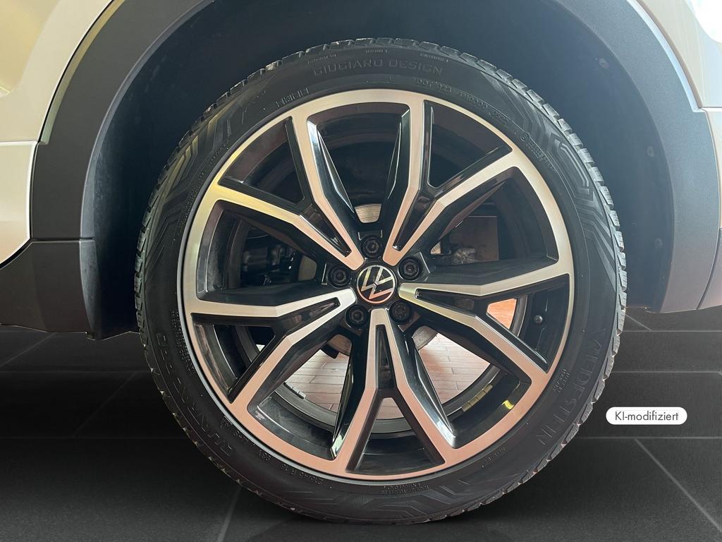 Volkswagen T-Cross 2021 г. Белый, пробег 39840 км