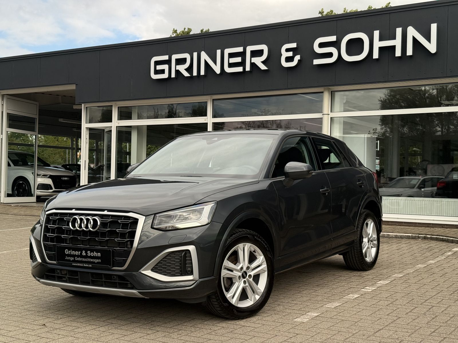 Audi Q2 2023 г. Серый, пробег 21566 км