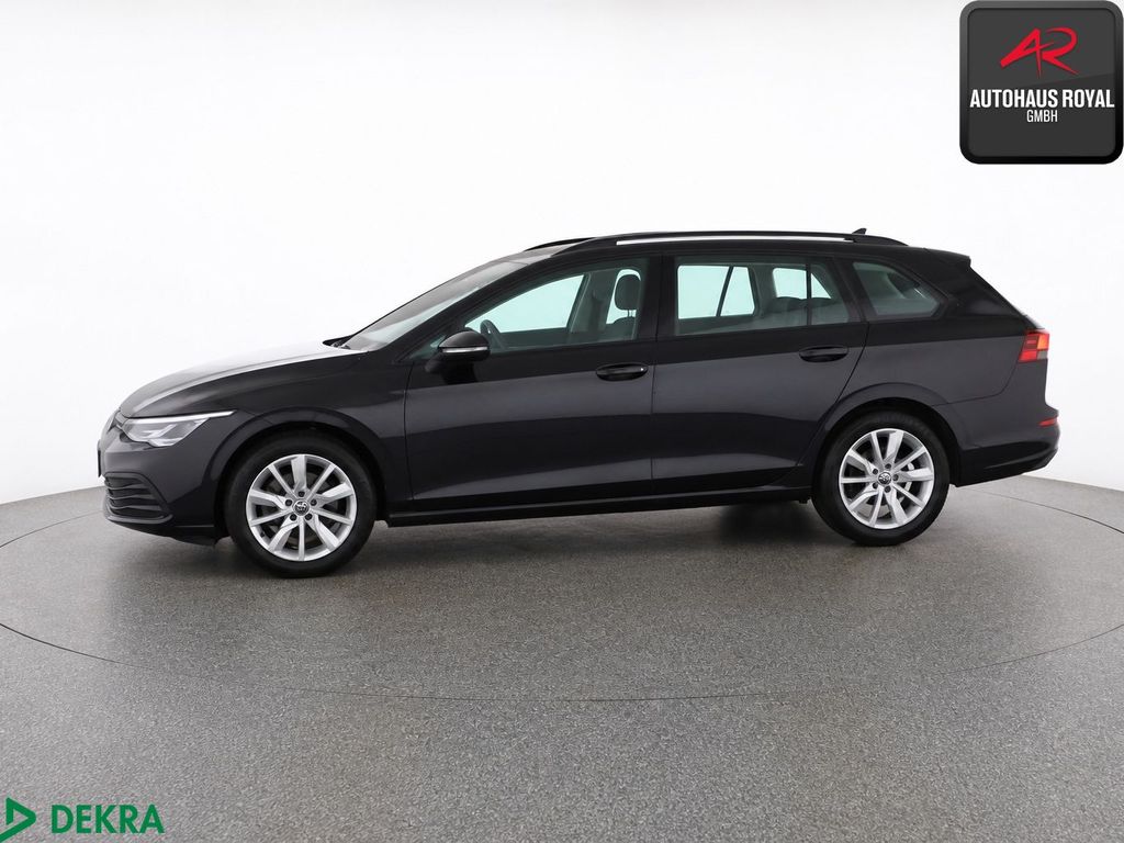 Volkswagen Golf 2023 г. Чёрный, пробег 47926 км