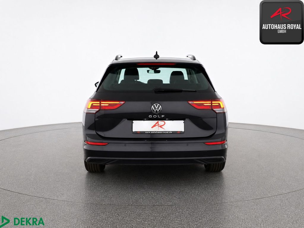 Volkswagen Golf 2023 г. Чёрный, пробег 47926 км