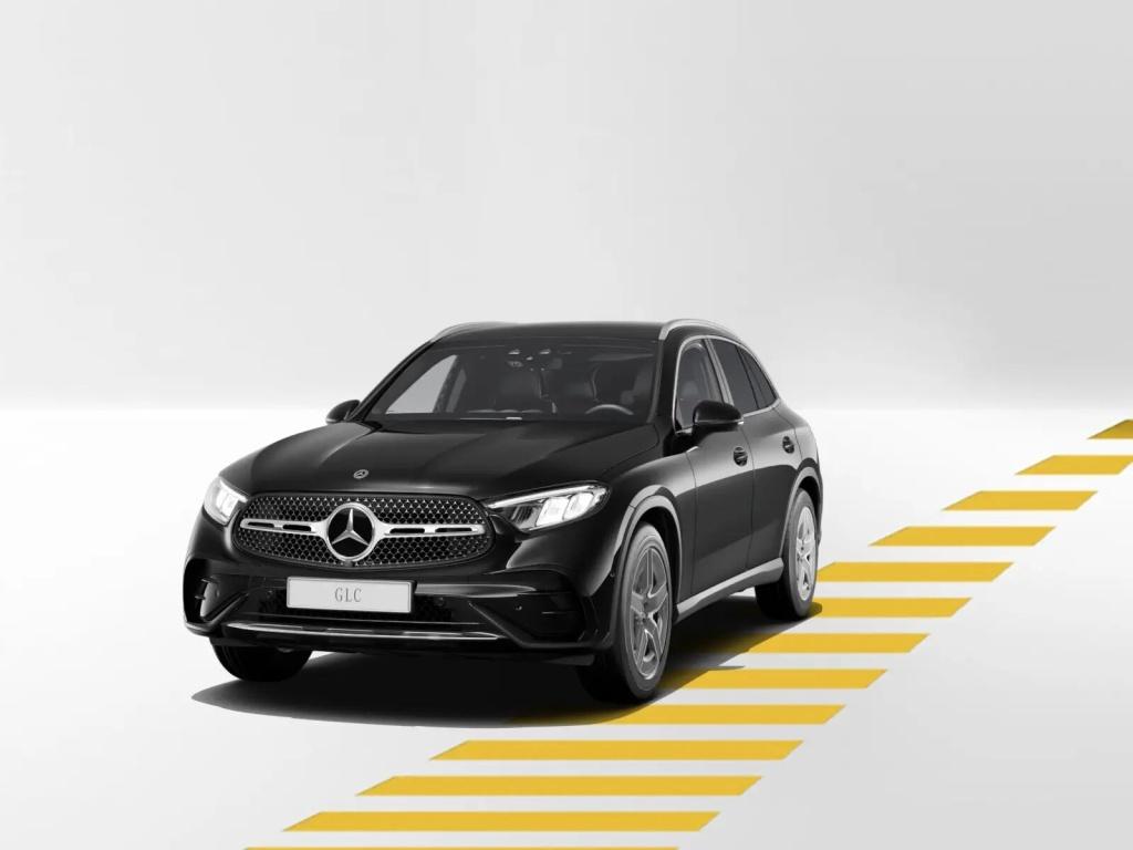 Mercedes-Benz GLC 300 2025 г. Чёрный, пробег 7854 км