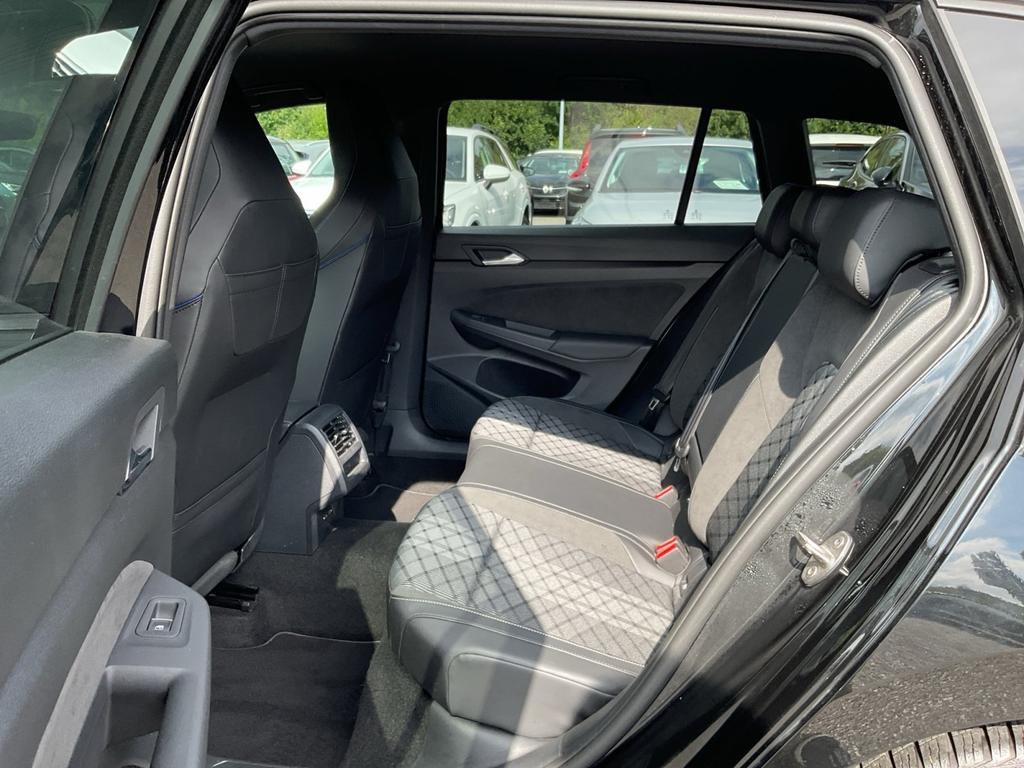Volkswagen Golf 2025 г. Чёрный, пробег 39953 км