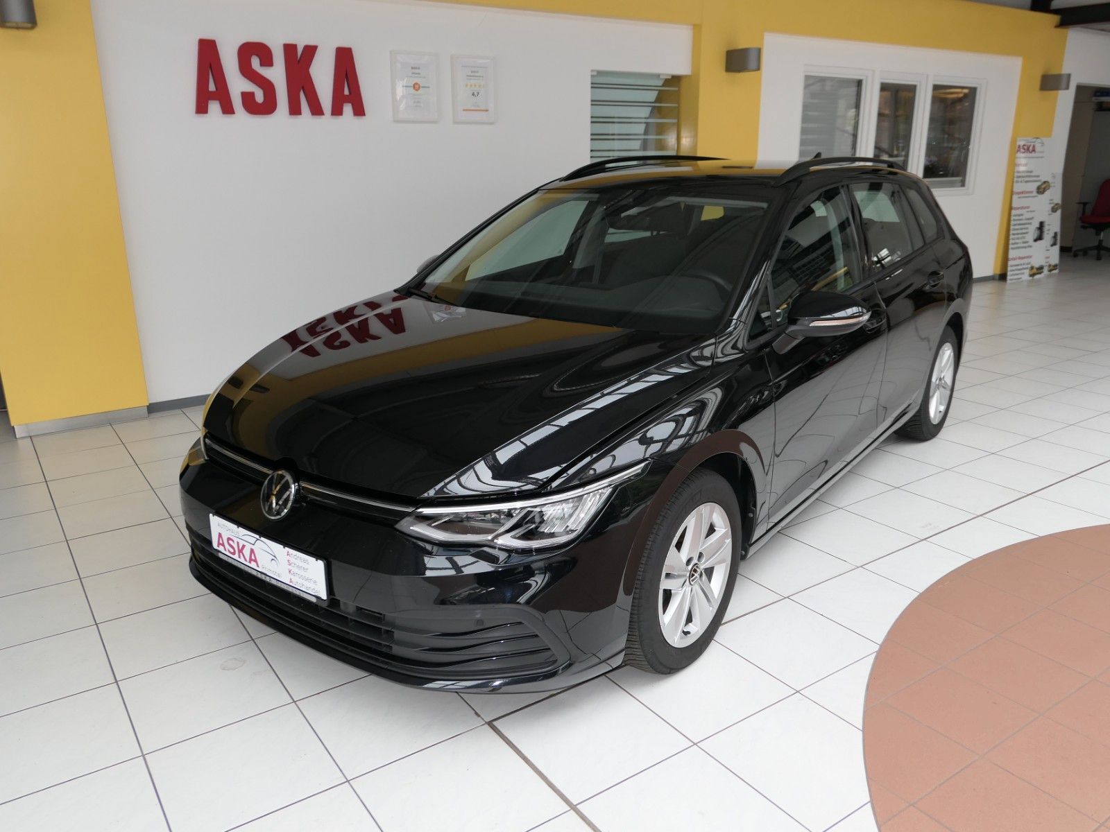 Volkswagen Golf 2022 г. Чёрный, пробег 45780 км
