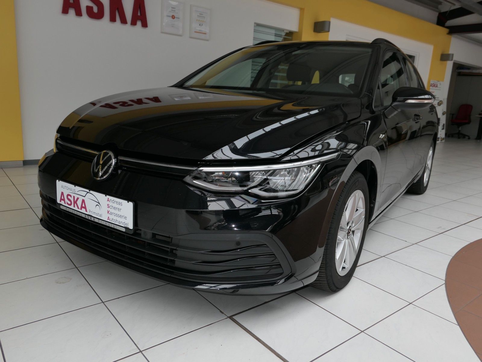 Volkswagen Golf 2022 г. Чёрный, пробег 45780 км