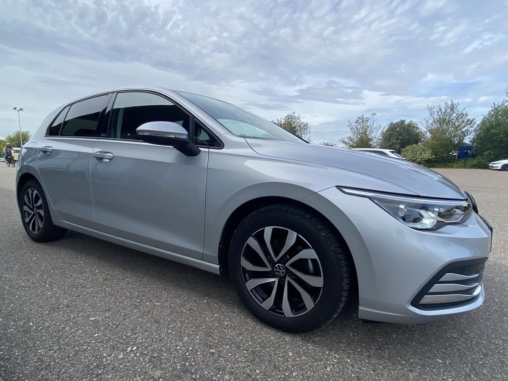 Volkswagen Golf 2022 г. Серебристый, пробег 46223 км