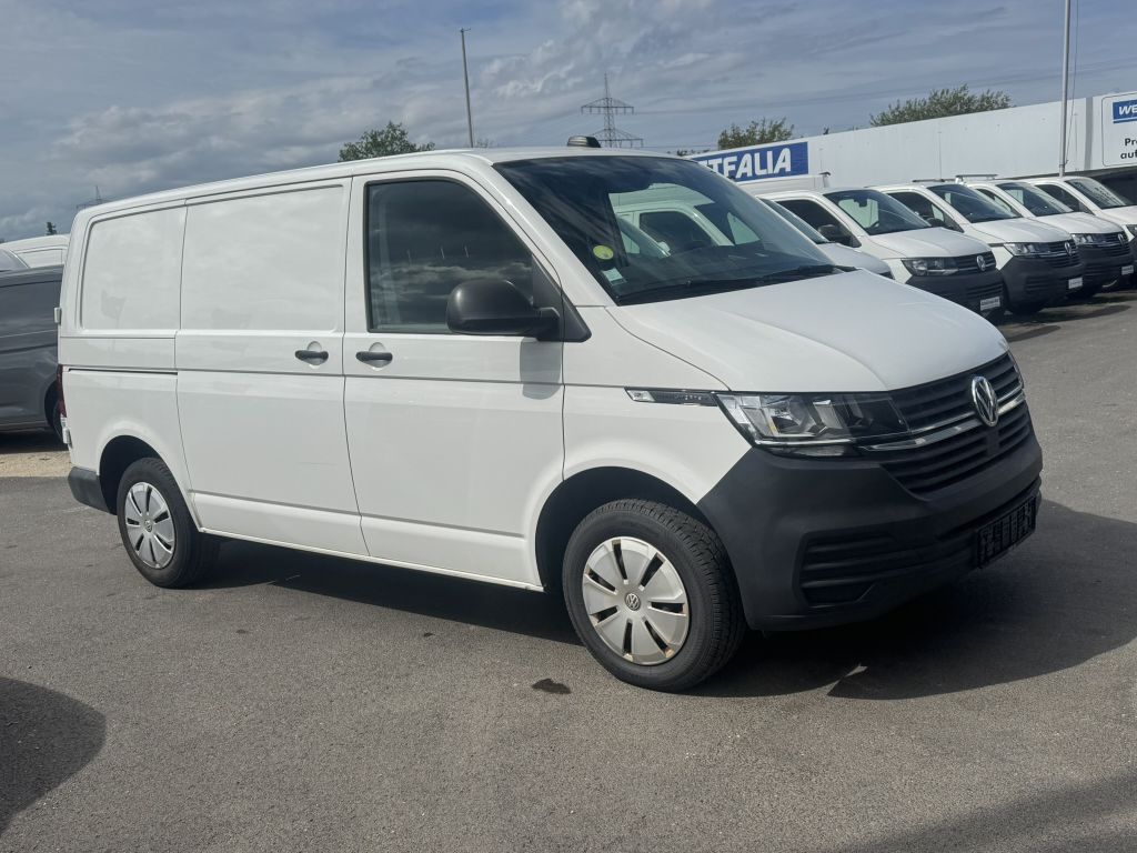 Volkswagen T6 TRANSPORTER 2023 г. Белый, пробег 43000 км