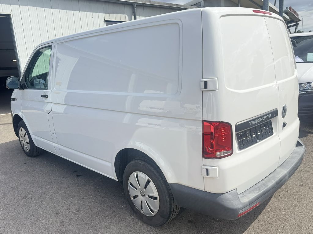 Volkswagen T6 TRANSPORTER 2023 г. Белый, пробег 43000 км